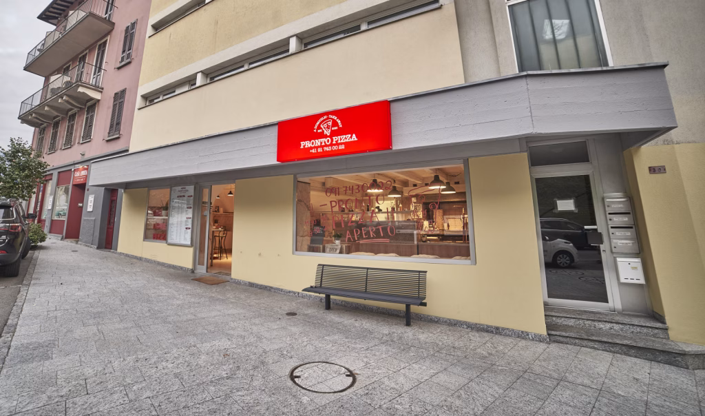 Esterno di Pronto Pizza Muralto
